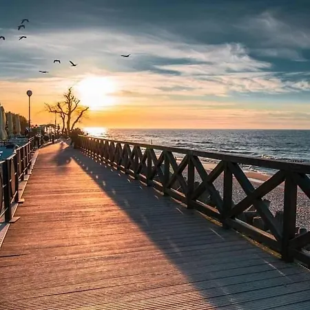 Affittacamere Avatar - 50 M Od Plazy, Centrum, Glowny Deptak Mielno (Koszalin)