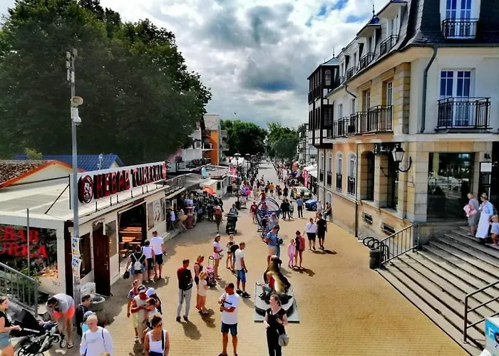 Penzion Avatar - 50 M Od Plazy, Centrum, Glowny Deptak Mielno (Koszalin)