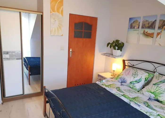 Avatar - 50 M Od Plazy, Centrum, Glowny Deptak Penzion 3*